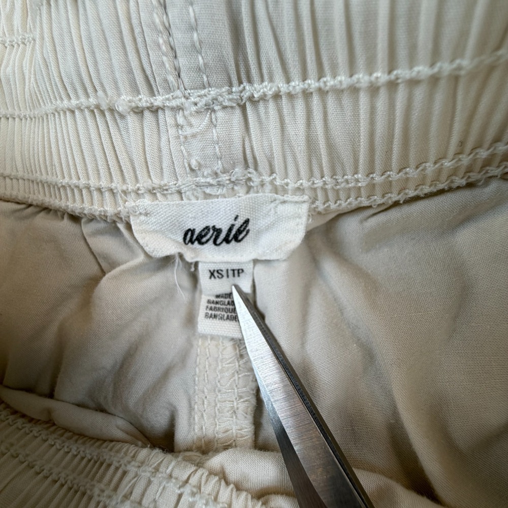 Aerie Go For It Baggy Cargo Pants Womens XS‎ Cream Wide Leg Y2K Gorpcore - Picture 6 of 12